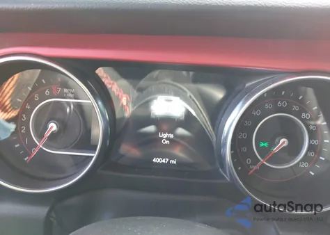 2022 Jeep Wrangler Unlimited Rubicon 4X4 z USA, uszkodzony, nr VIN 1C4HJXFG8NW105936